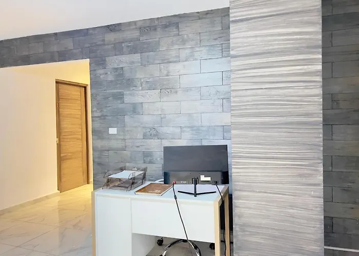 5ta Lia - Modern Steps Away From 5th Av And Close To The Hotel