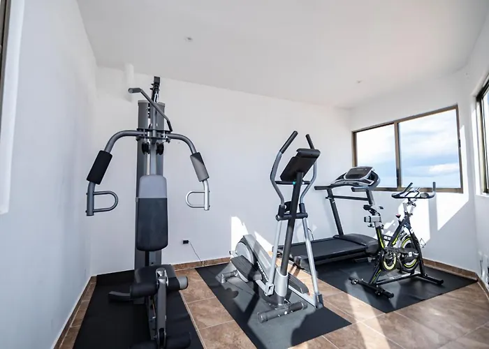 5ta Lia - Modern Steps Away From 5th Av And Close To The