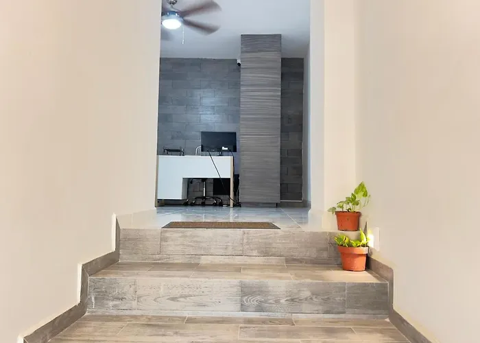 5ta Lia - Modern Steps Away From 5th Av And Close To The Playa del Carmen