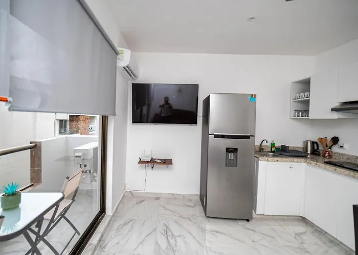 5ta Lia - Modern Steps Away From 5th Av And Close To The *